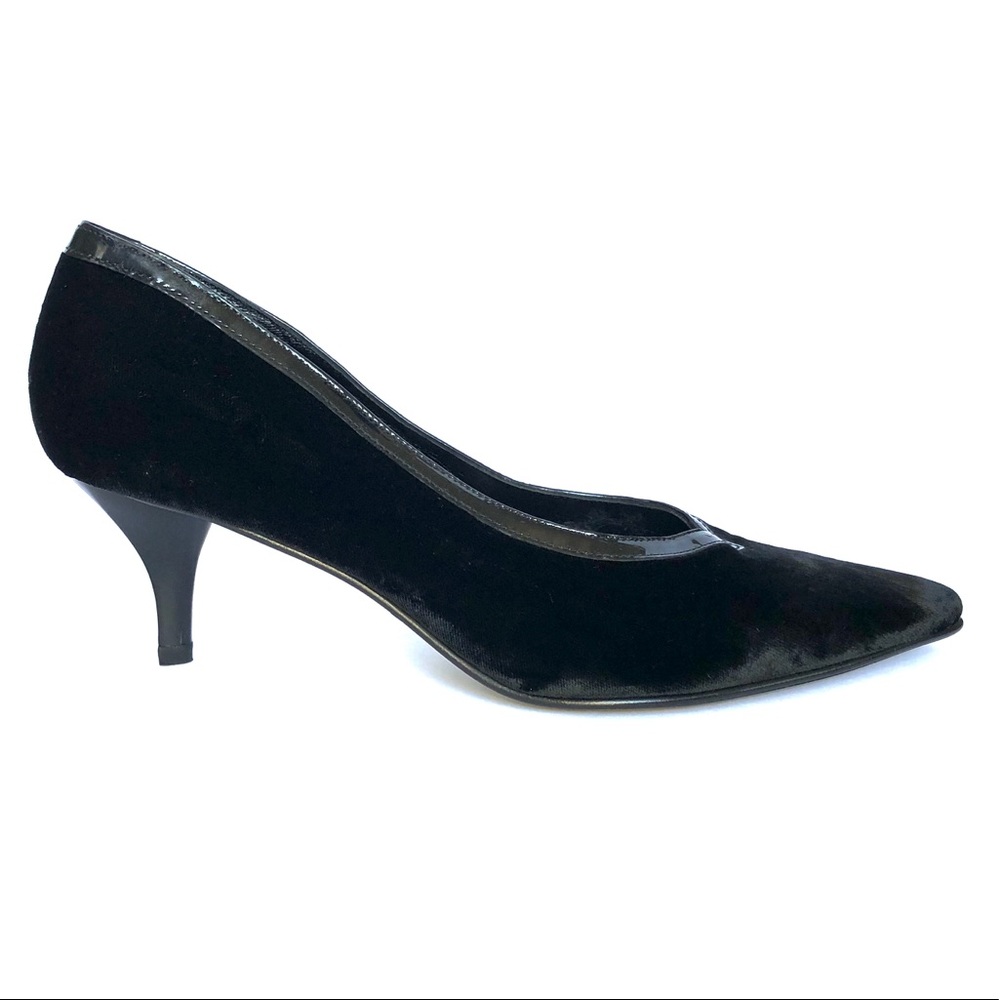 NEW Velvet Robert Clergerie Pumps